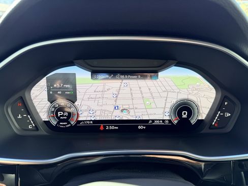 Certified 2024 Audi Q3 2.0T Premium Plus image 32