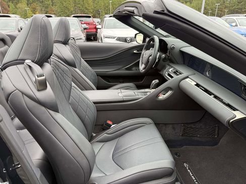 Used 2023 Lexus LC 500 Convertible image 12