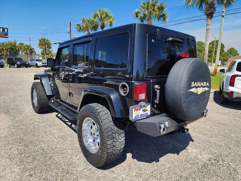 Used 2013 Jeep Wrangler Unlimited Sahara w/ Connectivity Group image 3