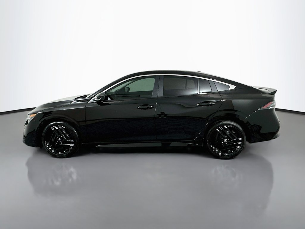 Used 2026 Nissan Sentra SR w/ Floor Mat Package FWD image 8