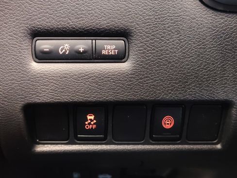 Used 2022 Nissan Murano SV w/ SV Midnight Edition Package FWD image 25