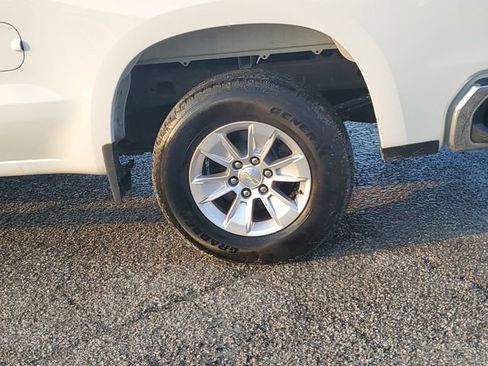 Used 2020 Chevrolet Silverado 1500 LT image 8