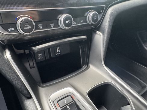 Used 2020 Honda Accord Sport image 13