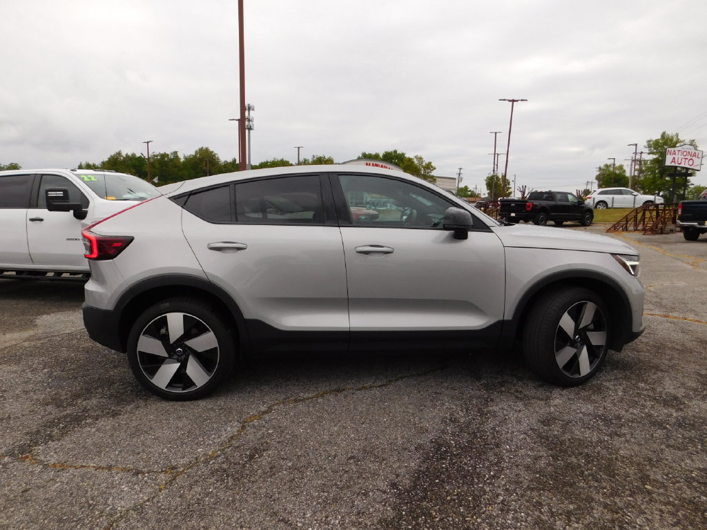 Used 2023 Volvo C40 P8 Recharge Ultimate AWD/4WD image 4