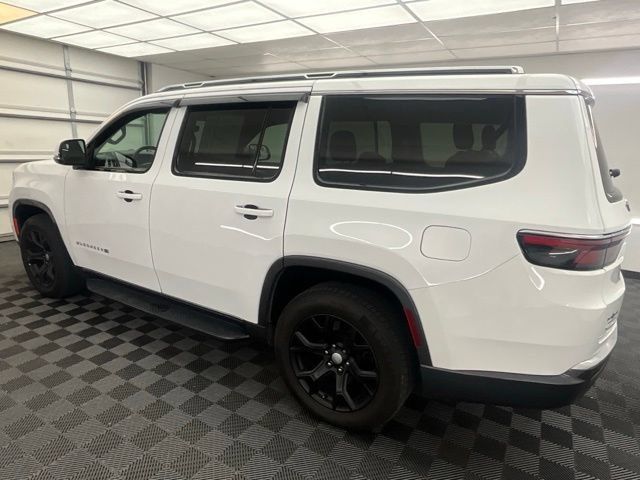 Used 2022 Jeep Wagoneer Series II AWD/4WD image 19
