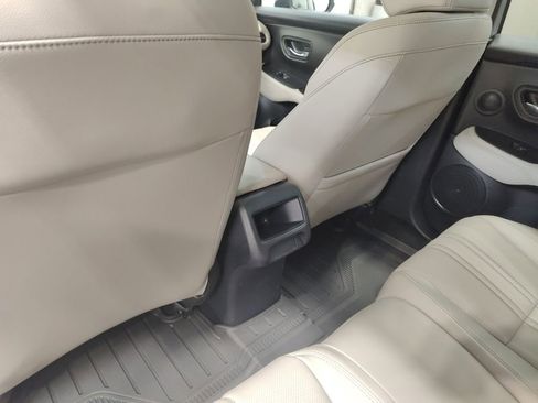 Used 2023 Honda HR-V EX-L image 37