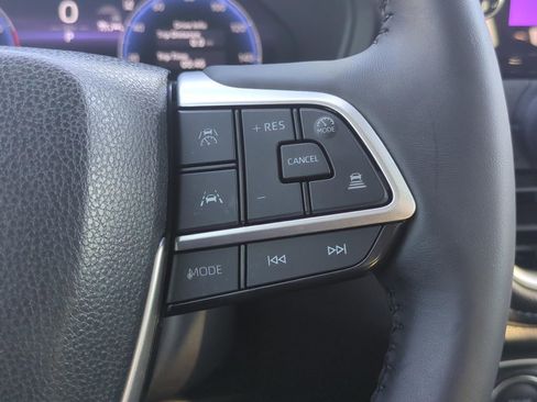 Used 2025 Toyota Grand Highlander FWD image 26