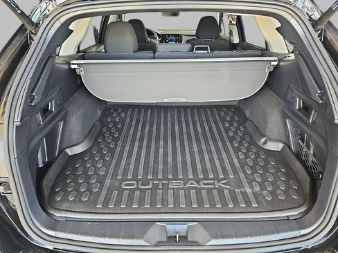 Certified 2024 Subaru Outback Premium AWD/4WD image 15