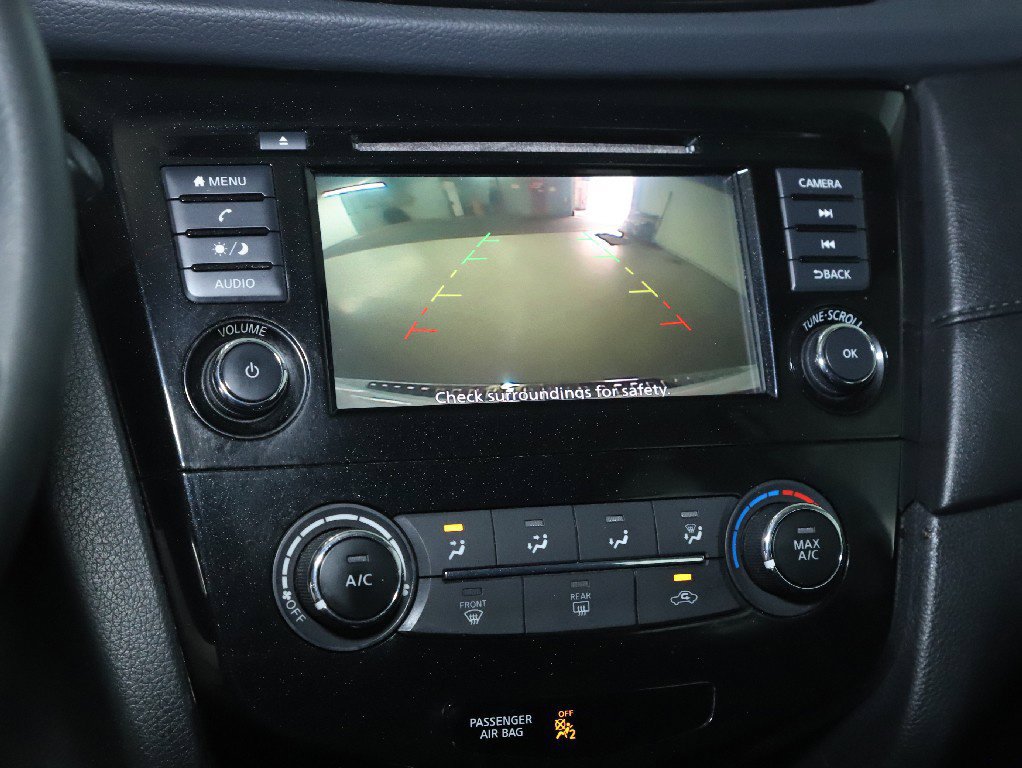 Used 2018 Nissan Rogue S AWD/4WD image 26
