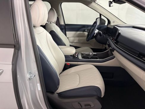 New 2026 Kia Carnival EX image 46