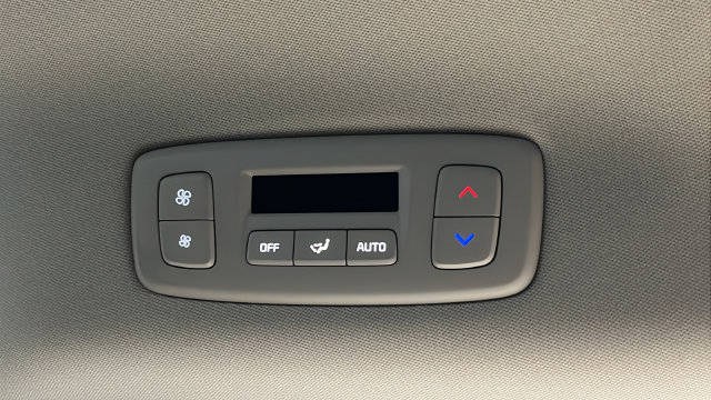 Used 2026 Kia Carnival SX FWD image 38