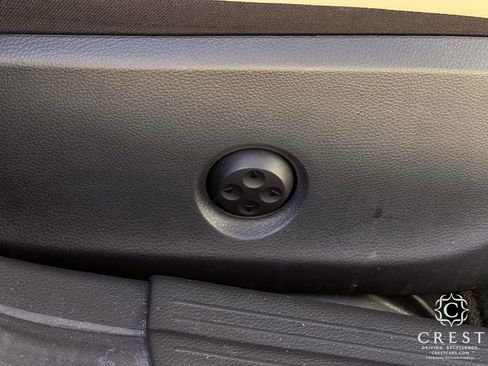 Used 2019 INFINITI QX30 w/ Cargo Package image 25