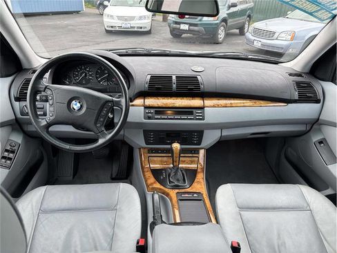 Used 2002 BMW X5 3.0i image 11