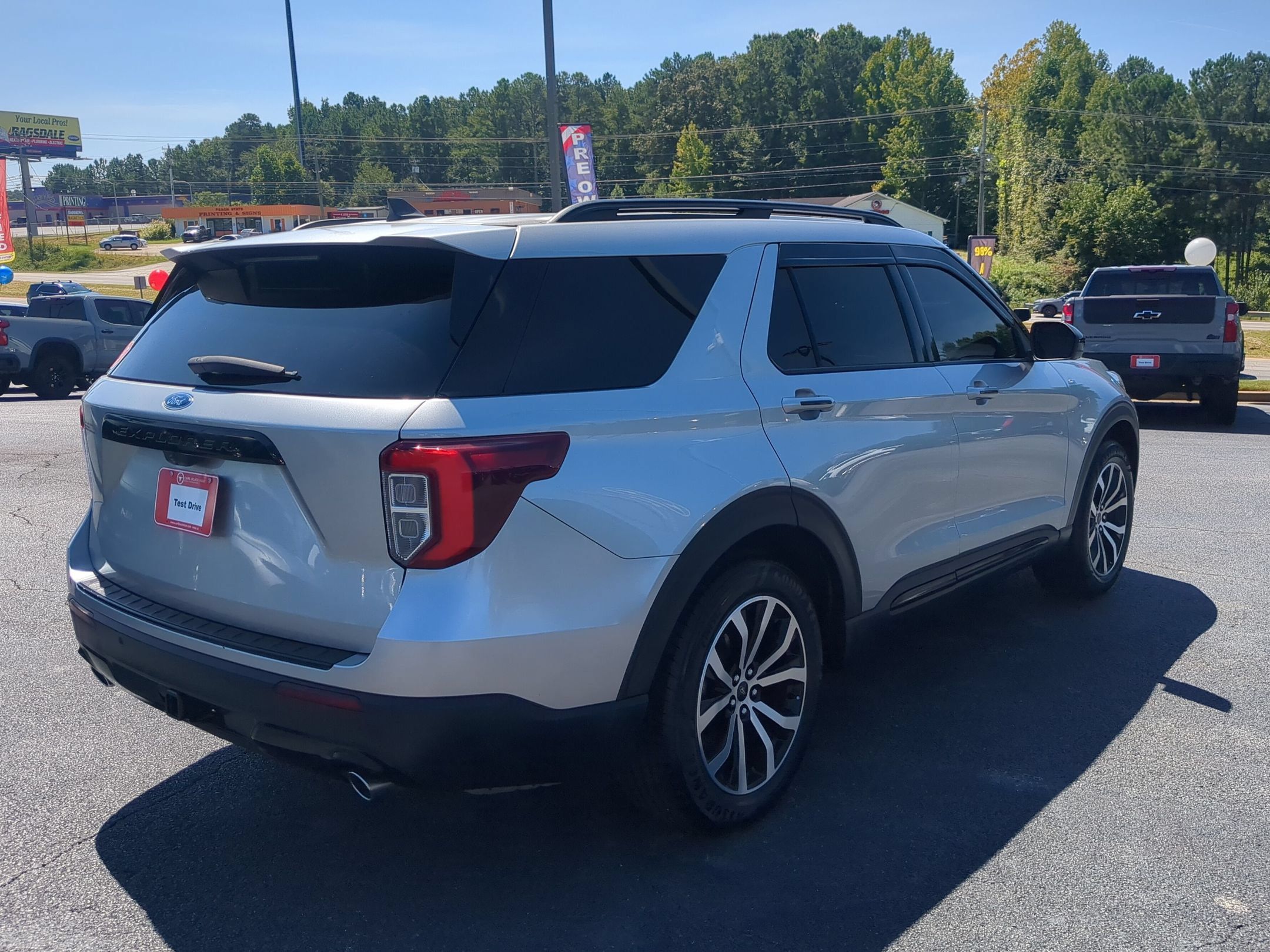 Used 2023 Ford Explorer ST-Line w/ Class IV Trailer Tow Package RWD image 5