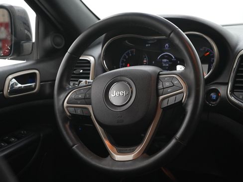 Used 2014 Jeep Grand Cherokee Laredo AWD/4WD image 14