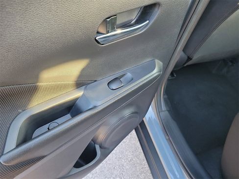 Certified 2022 Nissan Kicks SV image 12