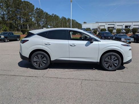 New 2025 Nissan Murano SL image 2