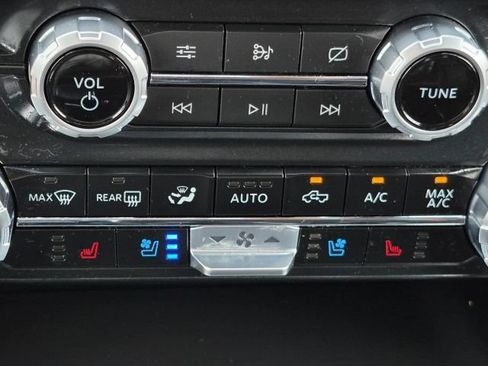 Used 2021 Ford F150 Lariat AWD/4WD image 33
