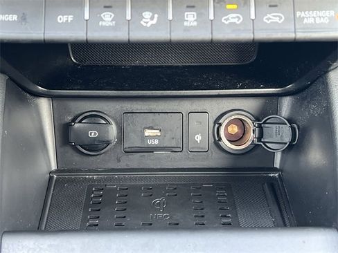 Certified 2023 Hyundai Kona Limited image 17