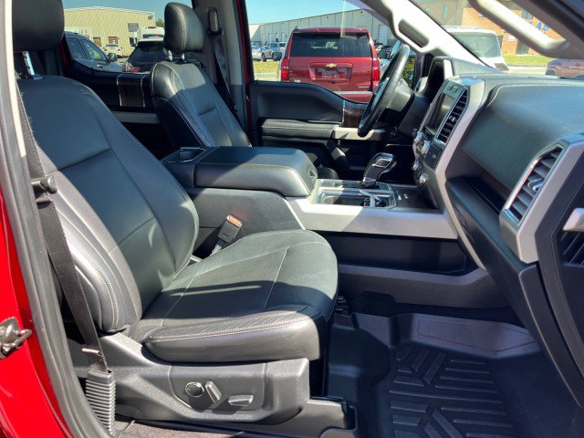Used 2015 Ford F150 Lariat w/ Equipment Group 502A Luxury AWD/4WD image 18
