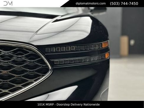 Used 2025 Genesis G90 3.5T AWD/4WD image 12