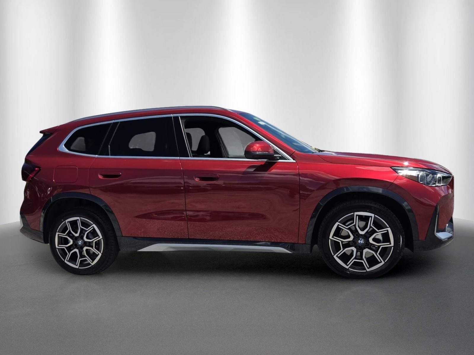 New 2027 BMW X1 xDrive28i AWD/4WD image 8