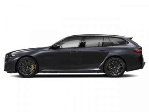 New 2026 BMW M5 Touring image 2