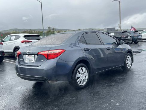 Used 2017 Toyota Corolla LE image 23