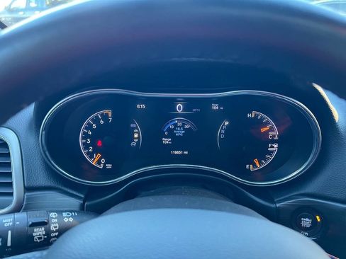 Used 2019 Jeep Grand Cherokee Limited w/ Luxury Group II AWD/4WD image 30