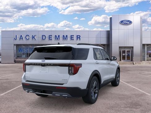 Used 2026 Ford Explorer Active w/ Active Comfort Package AWD/4WD image 31
