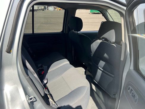 Used 2002 Nissan Xterra XE image 35