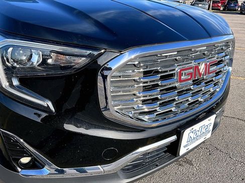 Used 2021 GMC Terrain SLT image 28
