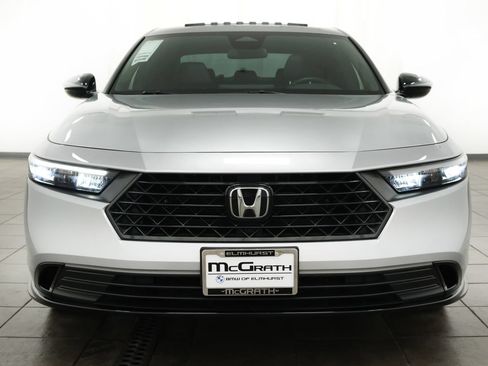 Used 2024 Honda Accord Sport image 7