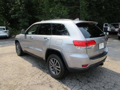 Used 2019 Jeep Grand Cherokee Limited w/ Trailer Tow Group IV AWD/4WD image 8