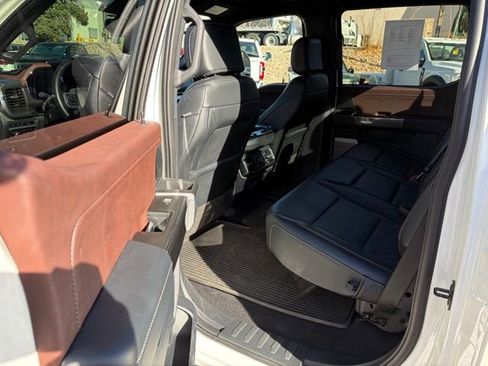 Used 2023 Ford F150 Lariat w/ Max Trailer Tow Package image 17