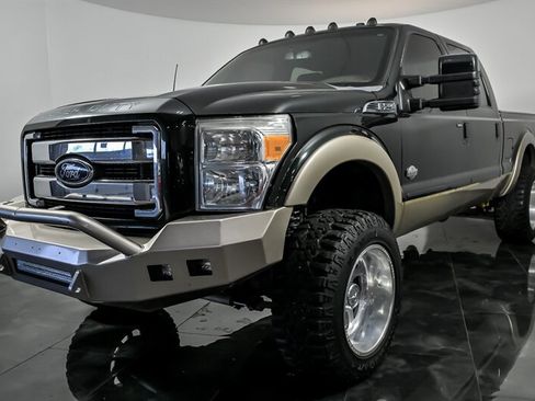 Used 2014 Ford F250 King Ranch AWD/4WD image 5