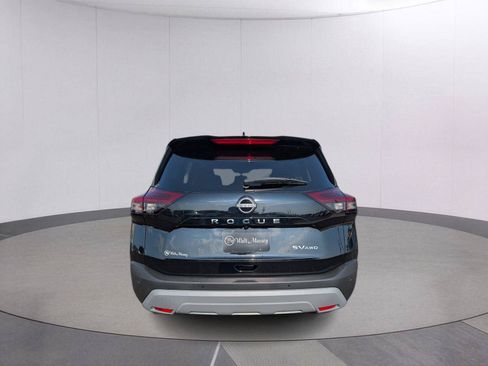 Used 2023 Nissan Rogue SV AWD/4WD image 4