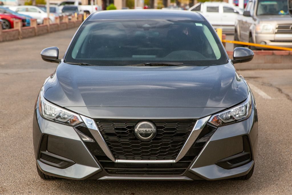 Used 2025 Nissan Sentra SV FWD image 3