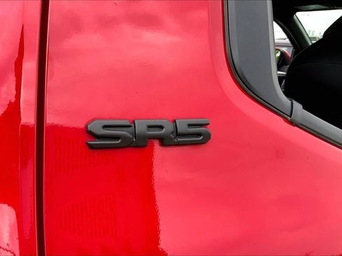 Used 2024 Toyota Tacoma SR5 RWD image 10