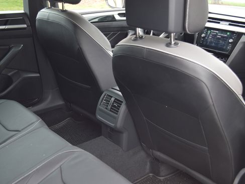 Used 2023 Volkswagen Arteon SEL image 32