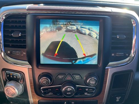 Used 2017 RAM 1500 Laramie image 14