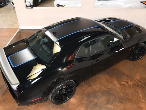 Used 2023 Dodge Challenger R/T Scat Pack RWD image 75