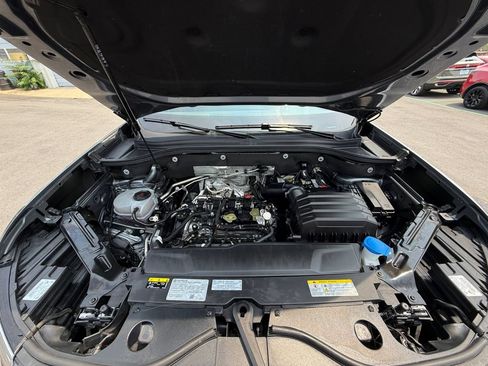 Used 2025 Volkswagen Atlas SE FWD image 26