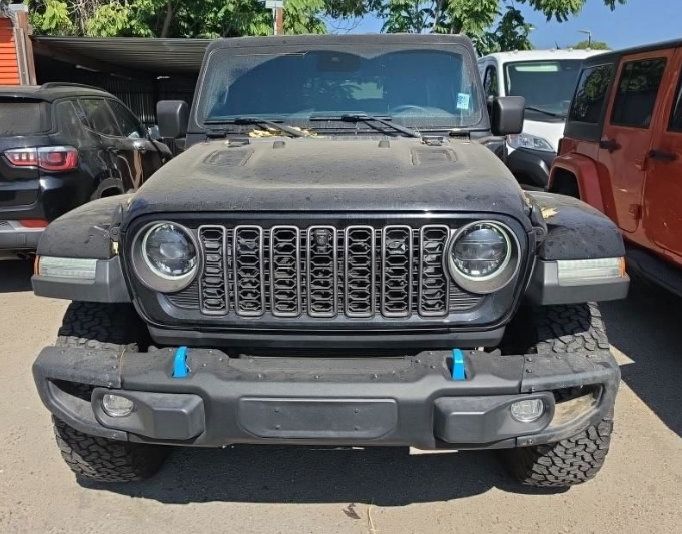 Used 2024 Jeep Wrangler Unlimited Rubicon 4xe AWD/4WD image 8
