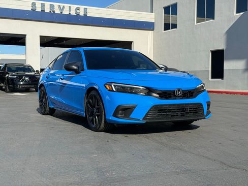 Used 2024 Honda Civic Sport image 1