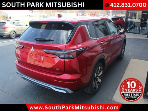 New 2025 Mitsubishi Outlander SE image 6