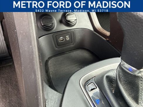 Used 2017 Hyundai Santa Fe Sport image 17