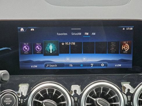 New 2026 Mercedes-Benz GLA 35 AMG 4MATIC image 31
