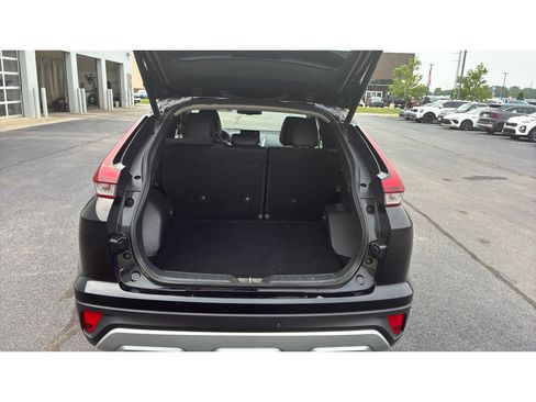 Used 2024 Mitsubishi Eclipse Cross SE AWD/4WD image 9