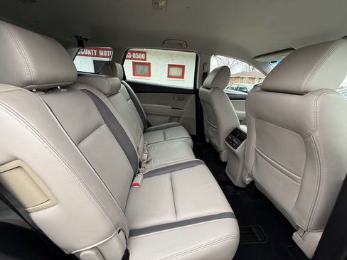 Used 2010 MAZDA CX-9 Touring image 16